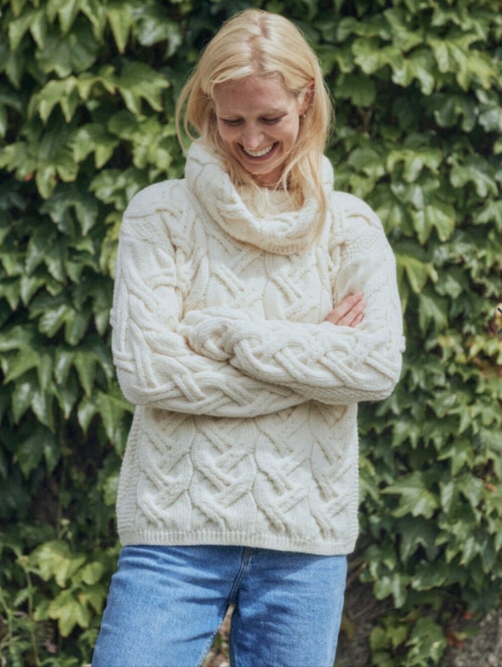 Aran Woolen Mills Merino Wool Kinsale Irish Knit Sweater Womens XS Cowl Natural